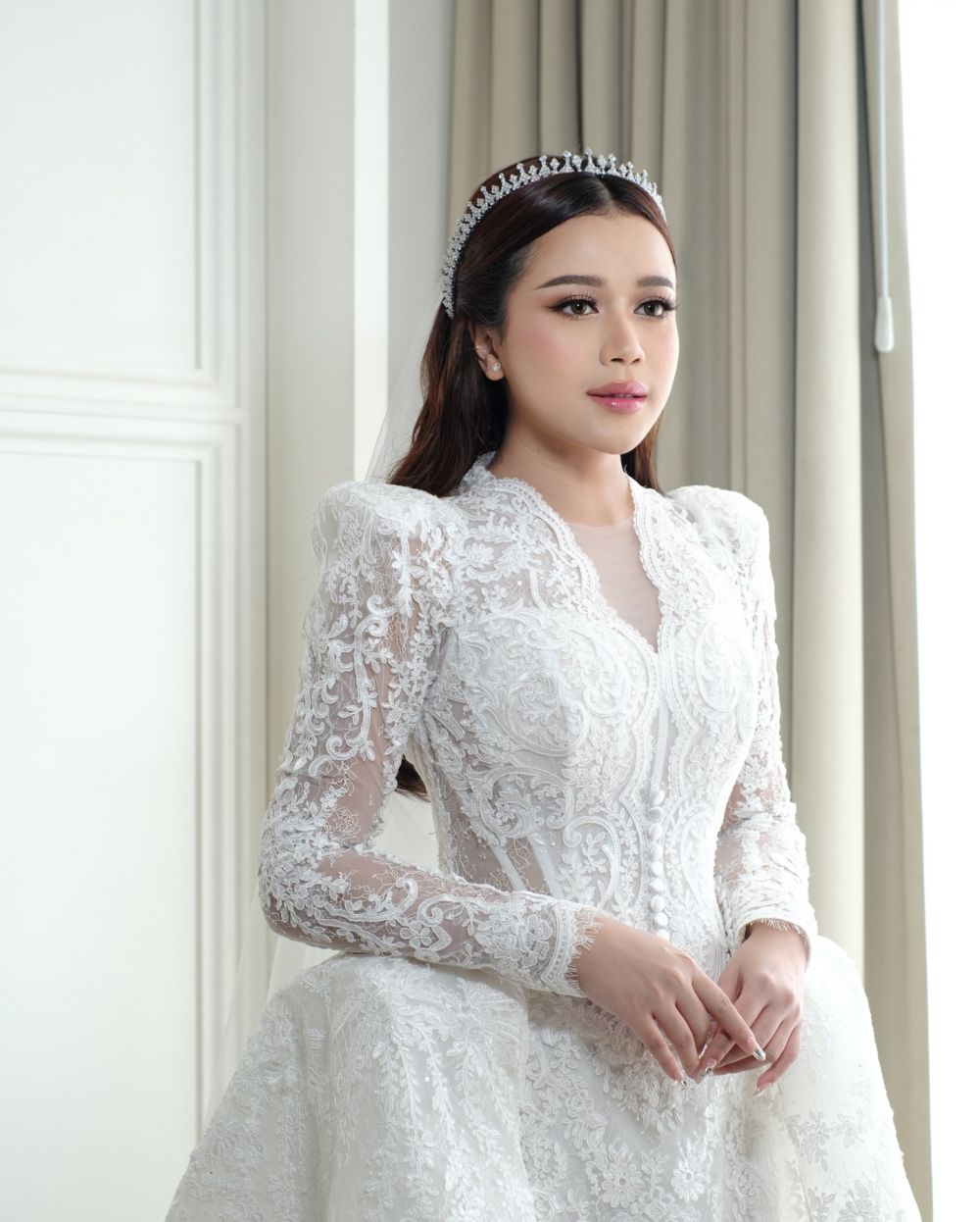 Gaun pernikahan Brisia Jodie ini terinspirasi dari Kate Middleton, 7 potret detailnya anggun pol