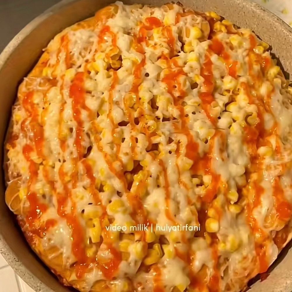 9 Resep pizza teflon dengan topping keju yang anti ribet tapi tetap cheesy dan istimewa