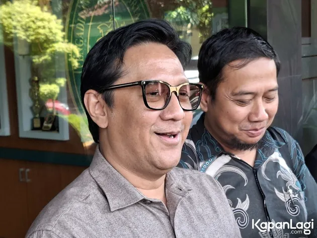 Akhiri konflik perceraian yang panjang, Andre Taulany lega usai resmi ikrar talak terhadap Erin