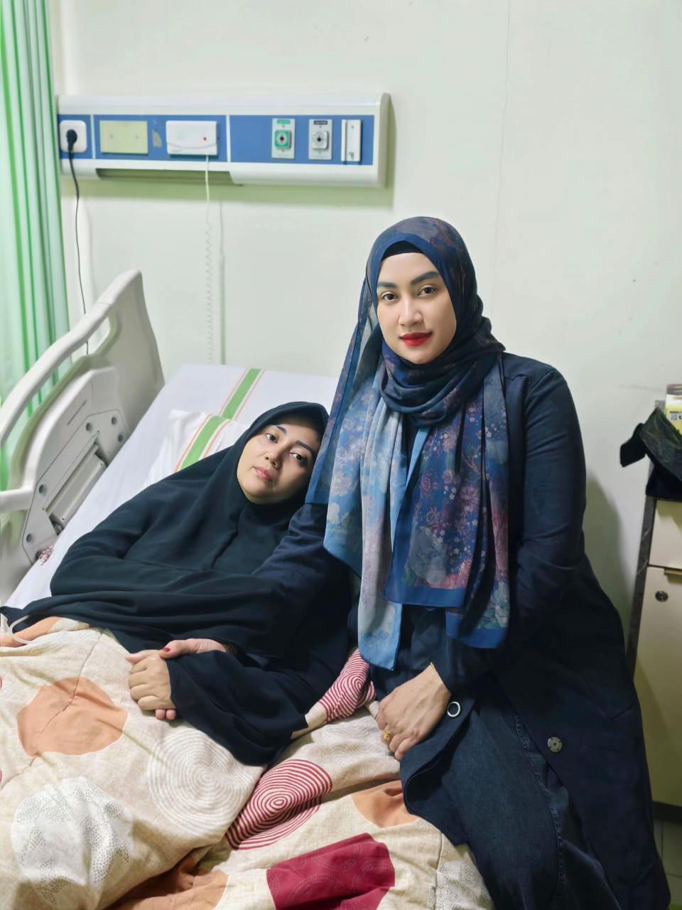 Ingat pedangdut Aida Saskia? Kini terbaring sakit karena komplikasi, 5 potretnya bikin trenyuh