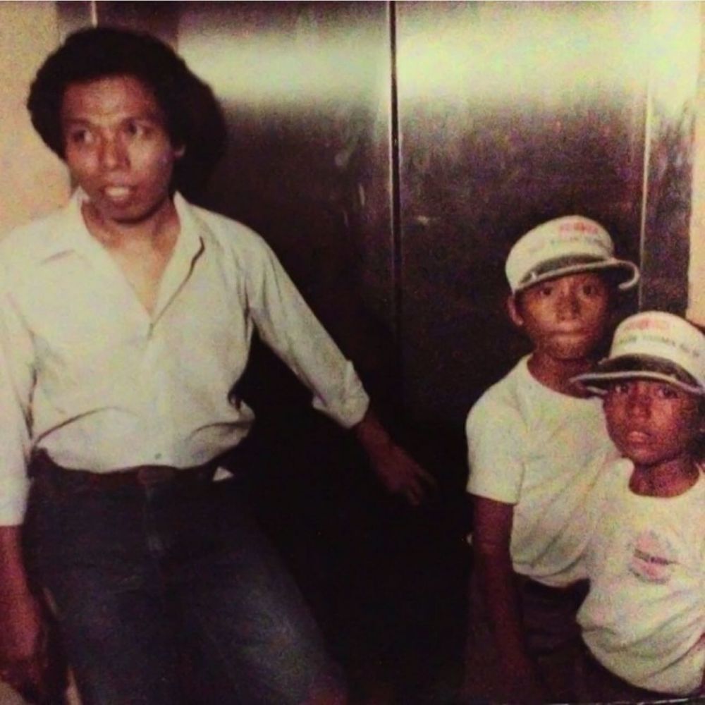 Main di Warkop DKI, Desta bagikan potretnya jadi mendiang Dono ini bikin melongo saking miripnya