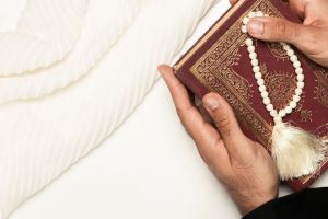 100 Kata-kata Islami tentang istiqomah dalam kebaikan, cocok buat renungan biar ibadah tetap stabil