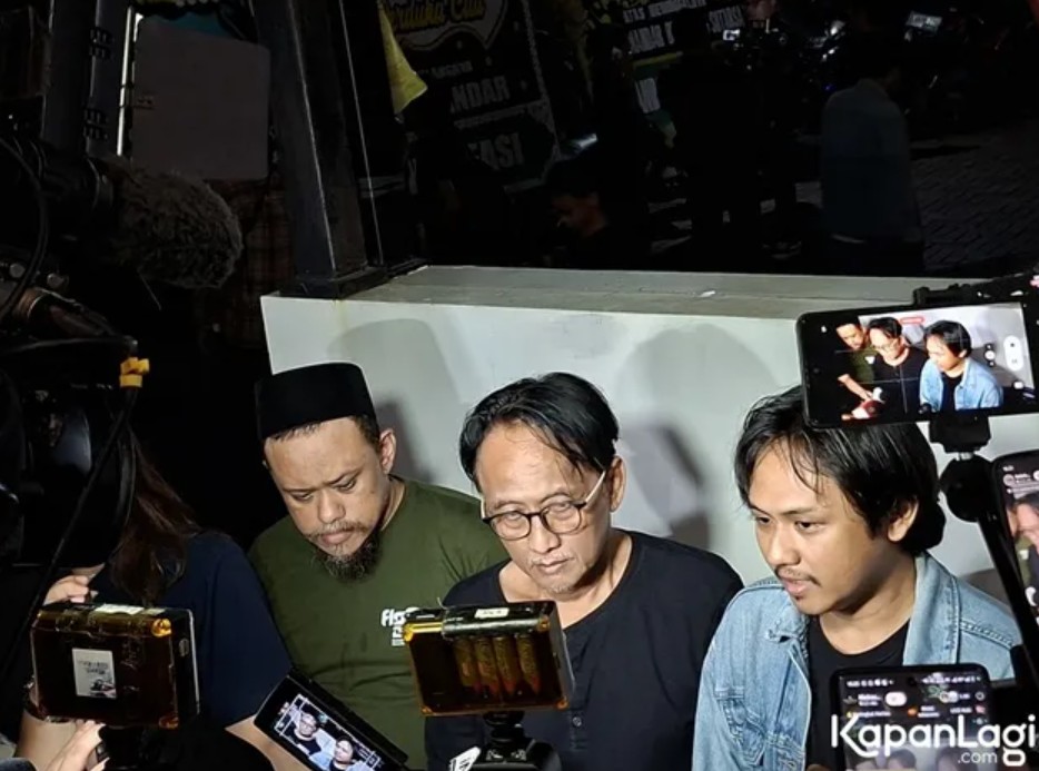 keluarga tak penuhi wasiat Epy Kusnandar &copy; berbagai sumber