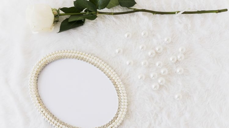 100 Kata-kata mutiara cinta bikin baper, romantis bikin hati bahagia