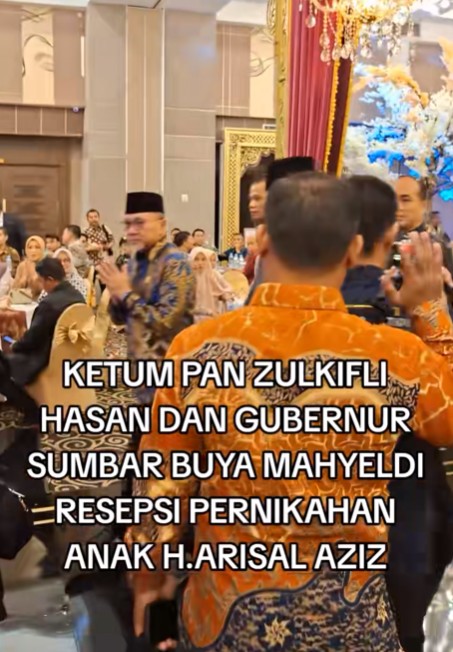 7 Potret pejabat hadiri resepsi anak petinggi kader PAN di Padang, bertepatan agenda ke lokasi bencana