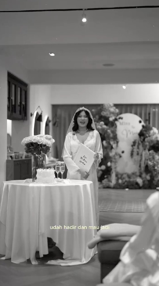 2 Tahun lalu viral diselingkuhi suami lalu cerai, kini nikah lagi, 9 potret bridal shower Hanum Mega