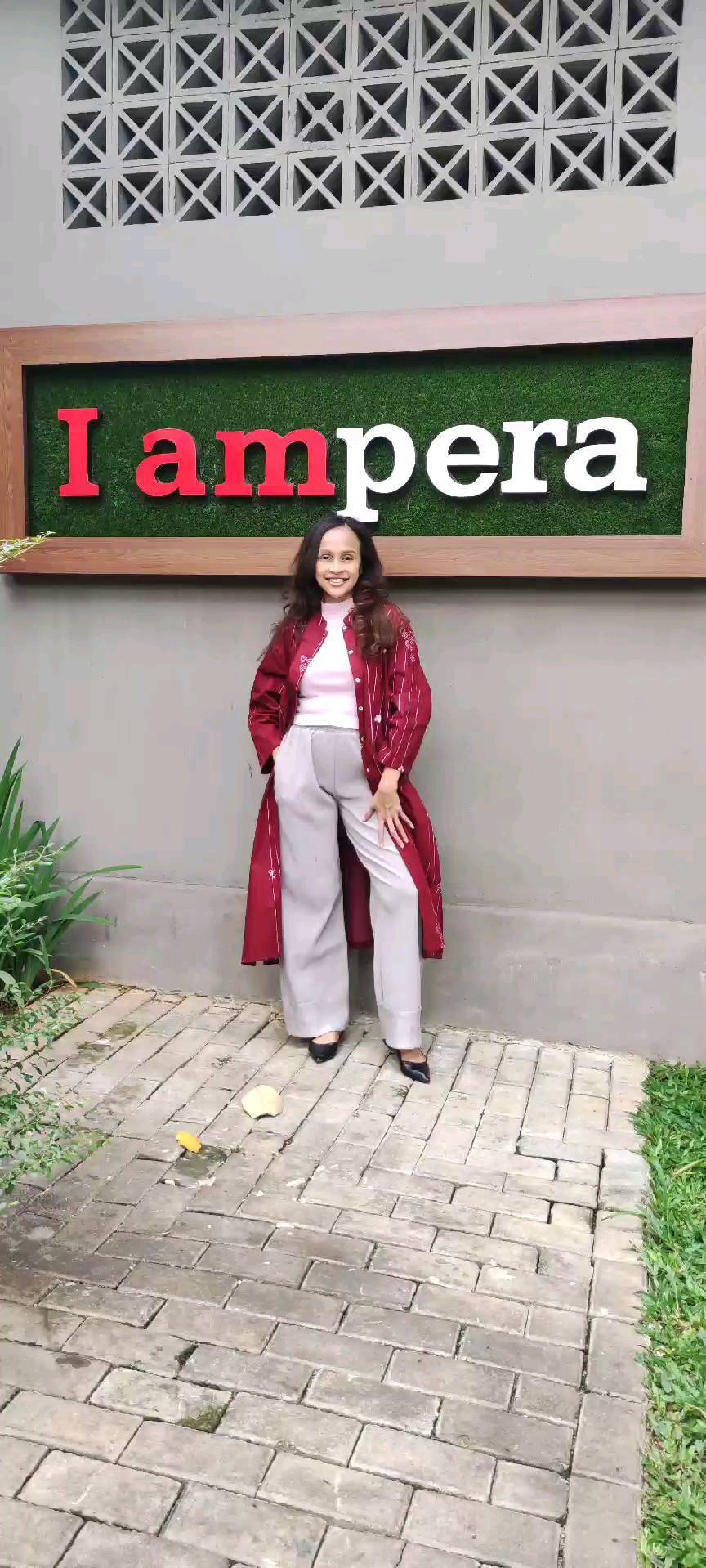 Runner-up Gadis Sampul 1990 ini kini jualan sayur, ini 11 potret terbarunya yang bikin penasaran