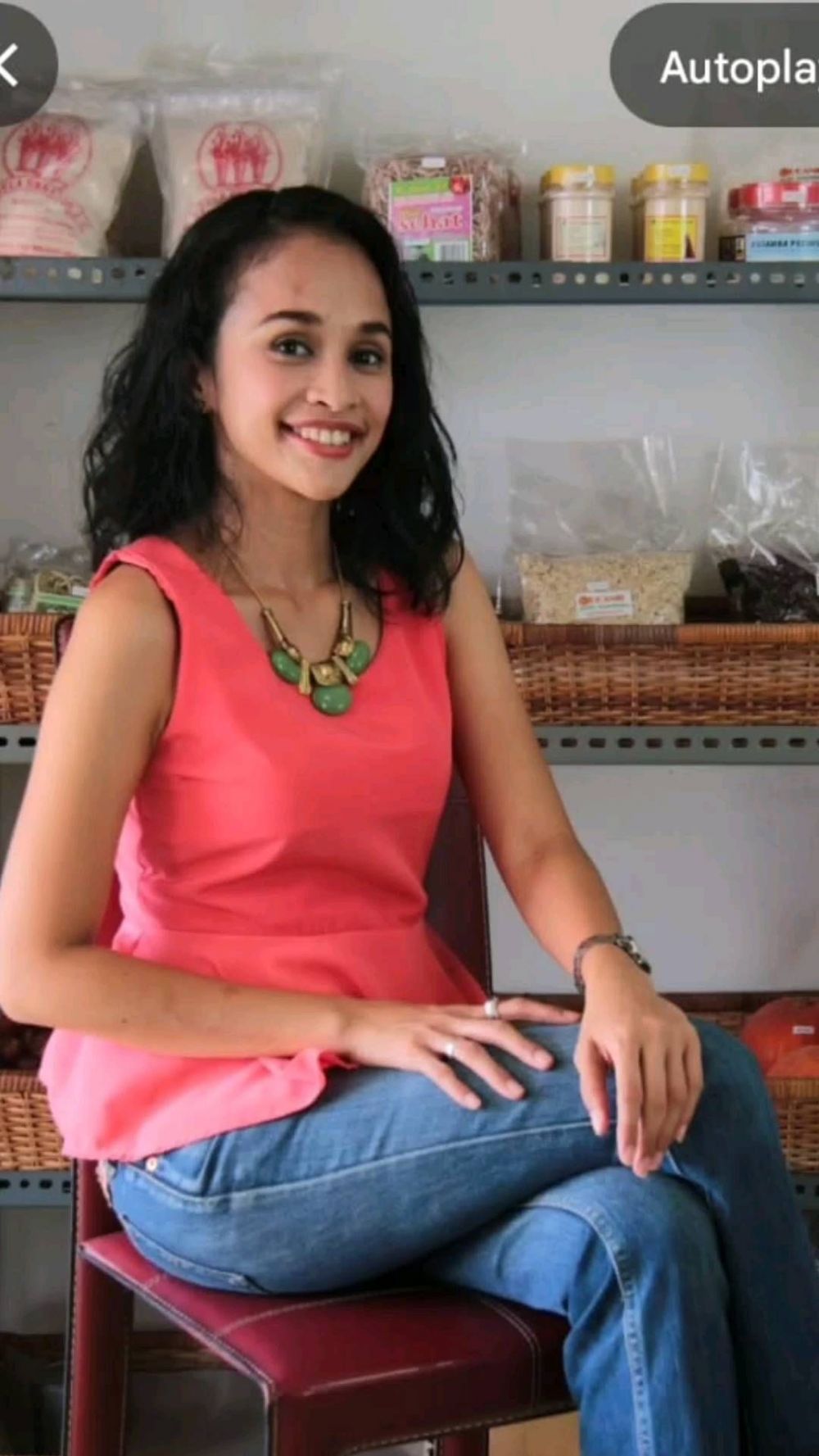 Runner-up Gadis Sampul 1990 ini kini jualan sayur, ini 11 potret terbarunya yang bikin penasaran