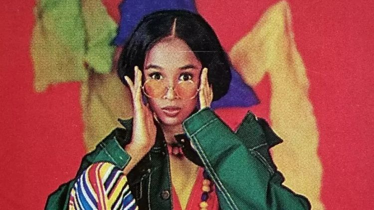 Runner-up Gadis Sampul 1990 ini kini jualan sayur, ini 11 potret terbarunya yang bikin penasaran