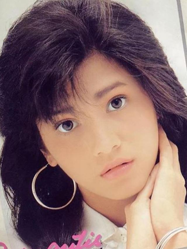 Gadis iklan Pepsodent era 80-an ini ternyata ibu aktor ganteng, intip 11 transformasinya