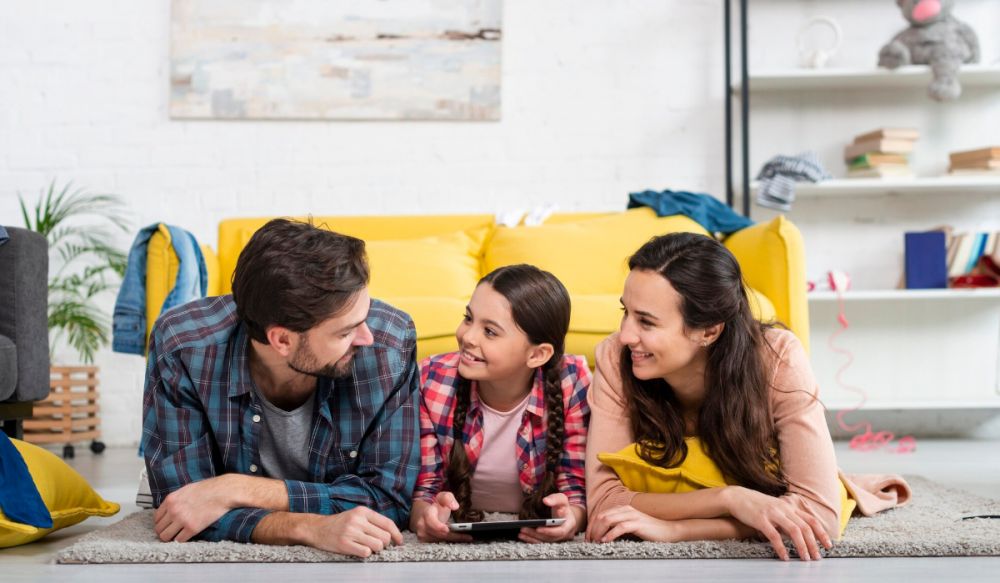 100 Kata-kata mutiara keluarga kecil penuh kebahagiaan, bikin suasana rumah makin nyaman