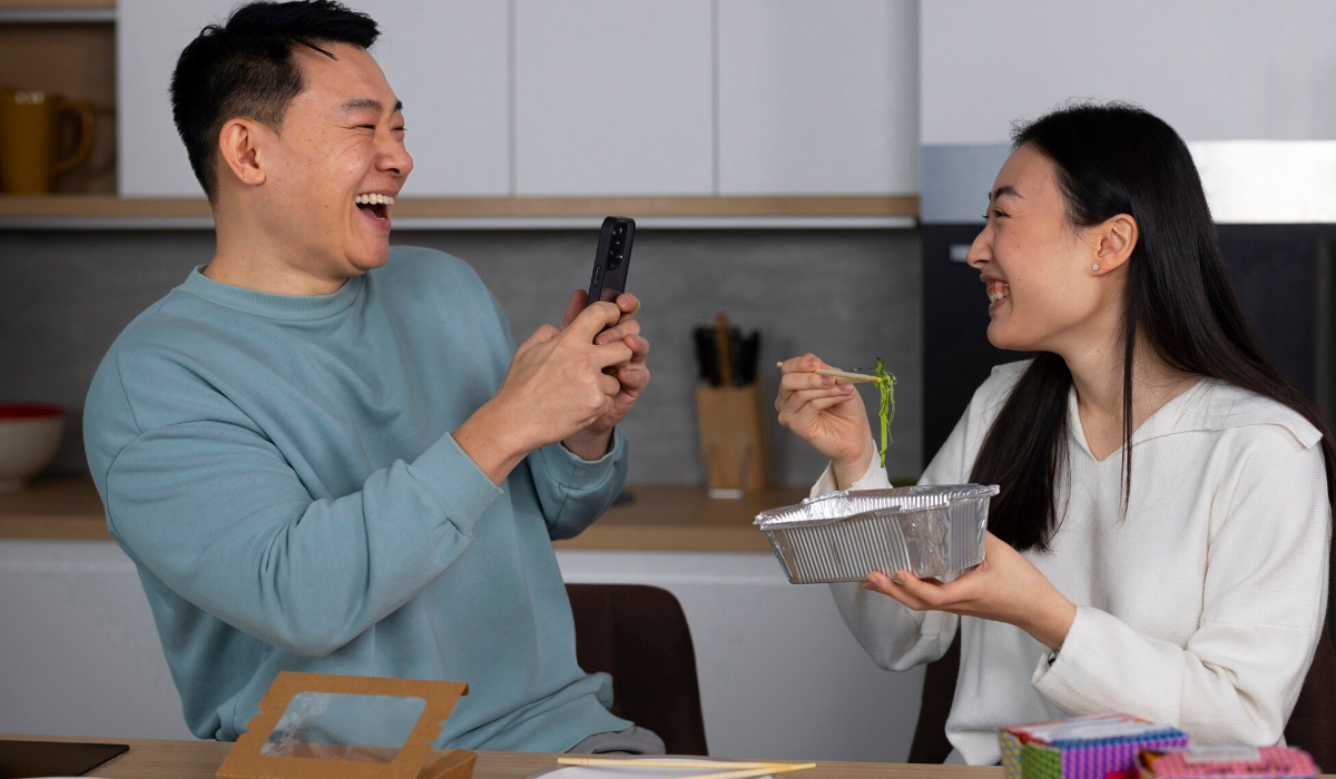 100 Kata-kata lucu gombalan receh tapi manis, sederhana bikin hubungan makin lengket