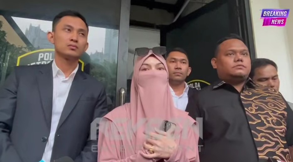 Sakit hati suami selingkuh dengan Inara Rusli, Wardatina Mawa mantap gugat cerai Insanul Fahmi