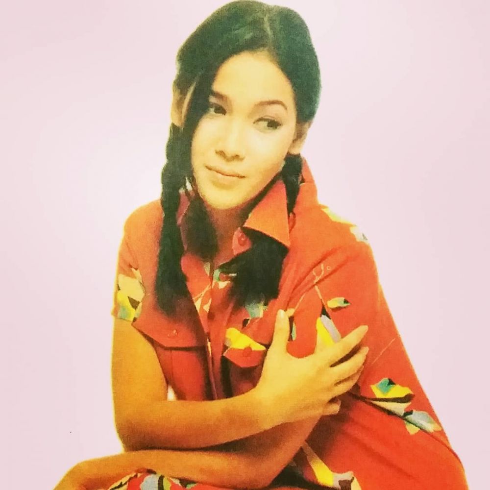 Dulu model iklan kini jadi istri pelawak, intip 10 potret transformasi Mieke Amalia yang bikin kagum