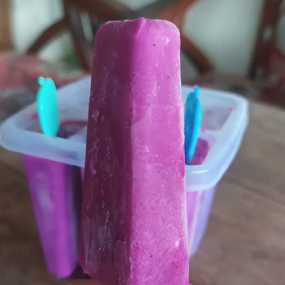 9 Resep variasi es krim rumahan dari yang milky hingga fruity, mudah dibuat dan nagih maksimal