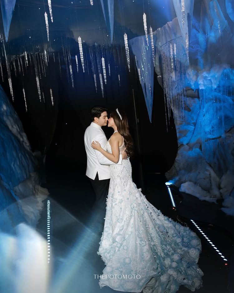 9 Potret resepsi pernikahan Brisia Jodie dan Jonathan Alden, megah bertema ala negeri dongeng