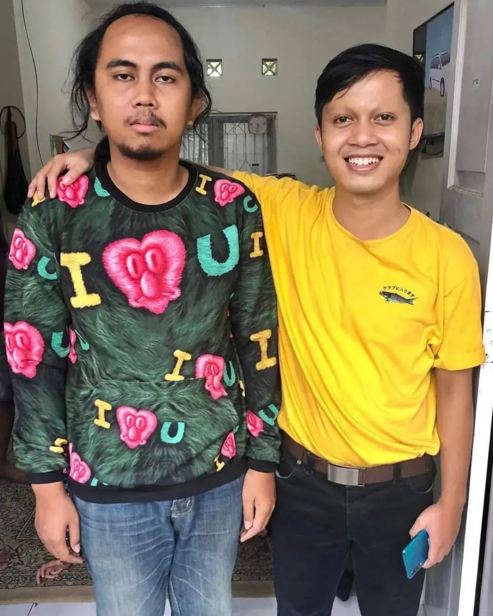 11 Desain gambar di baju ini bikin tepuk jidat, antara kreatif banget atau salah konsep total