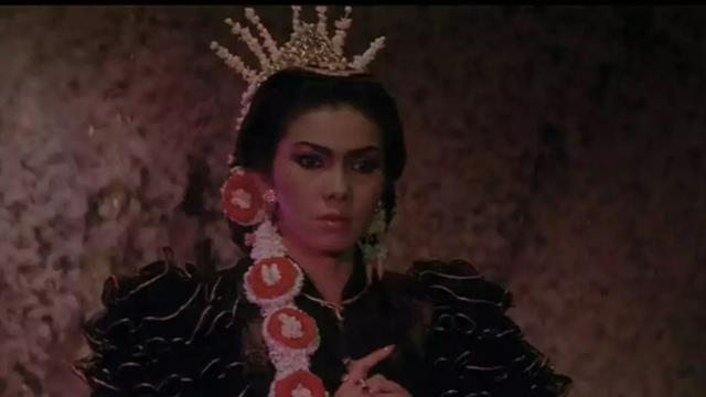 Pesonanya bikin kagum, 11 potret Joice Erna nenek Ariel Tatum yang jadi idola film era 80-an