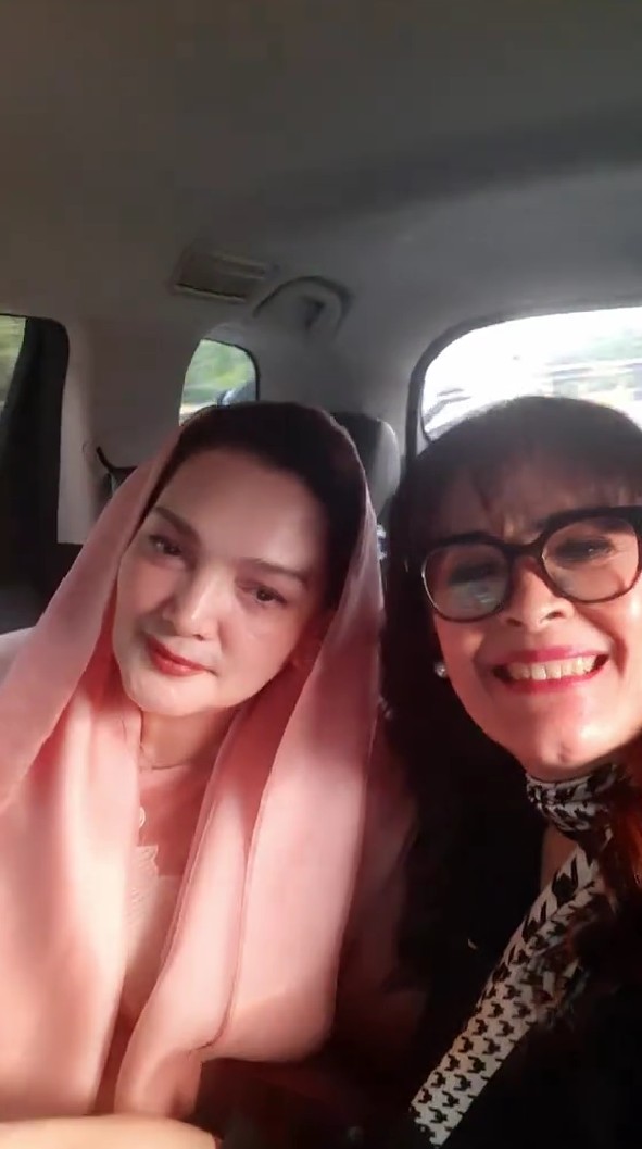 Momen kompak mantan dan istri Tommy Soharto, intip potret akur Sandy Harun dan Ida Iasha
