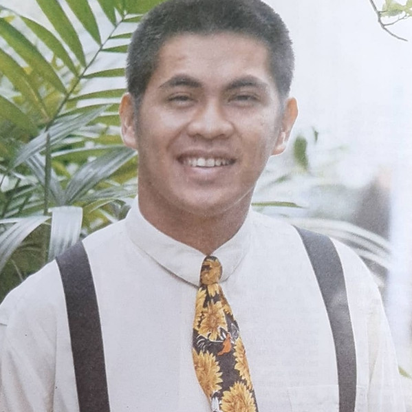 11 Potret lawas Sandy Nayoan, pemeran Midun di Sengsara Membawa Nikmat yang pesonanya awet muda