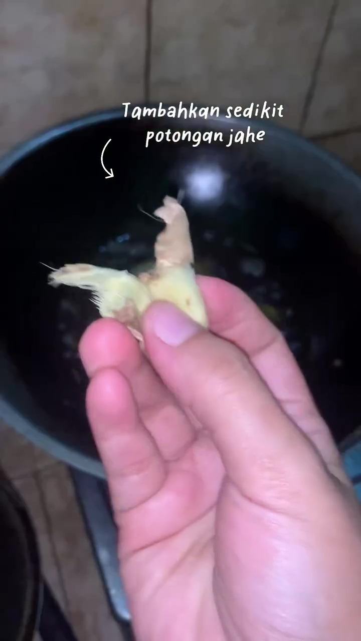 Rahasia goreng ikan biar aman tanpa bikin minyak meletup dan wajan lengket, kuncinya di 1 rempah ini