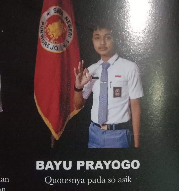 11 Motto hidup paling gokil di buku tahunan SMA, ada yang bikin ngakak sampai mikir