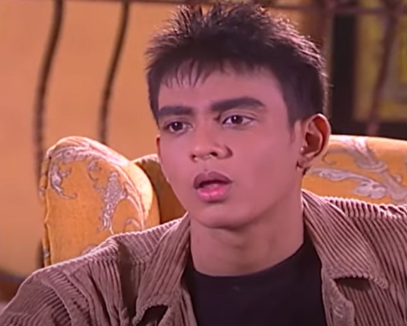 Primadona pada masanya ternyata pernah jadi salesman, intip 9 foto lawas pemeran Jun di Jin dan Jun