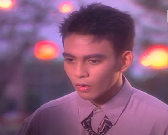 Primadona pada masanya ternyata pernah jadi salesman, intip 9 foto lawas pemeran Jun di Jin dan Jun