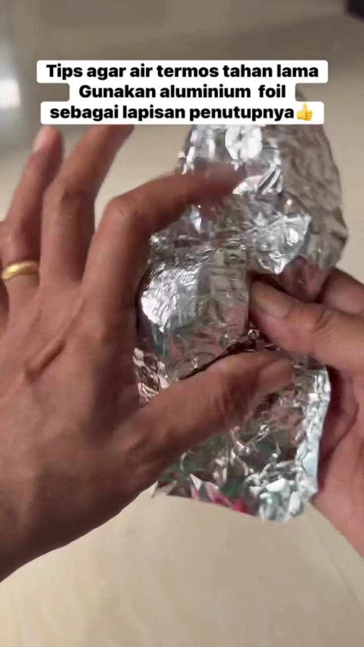 Ingin air dalam termos tak awet panas berhari-hari? Coba pakai trik ini tanpa harus sering isi ulang