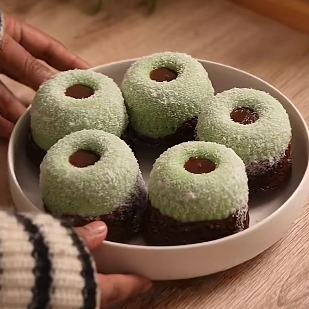 9 Resep kreasi kue apem manis dari yang jadul hingga kekinian, bentuk, warna, dan rasanya menggoda