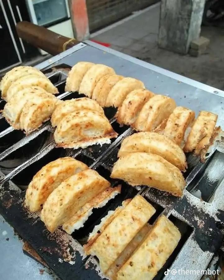 9 Resep kue pancong aneka topping, dari kelapa klasik sampai versi lumer kekinian