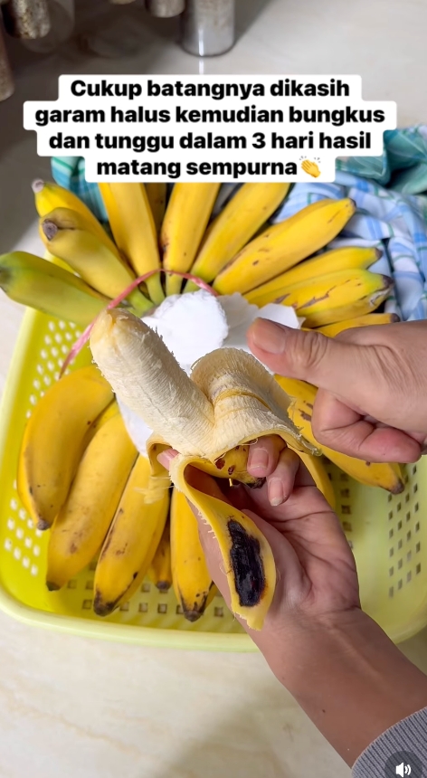 Cara alami mematangkan pisang mentah agar kuning sempurna tanpa karbit