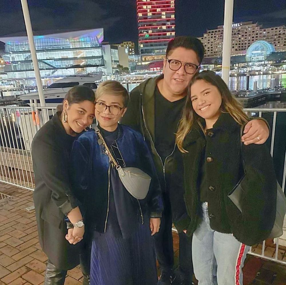 Dulu model iklan hair cream, suami diva Tanah Air ini kini jadi politisi, 11 potretnya bikin pangling