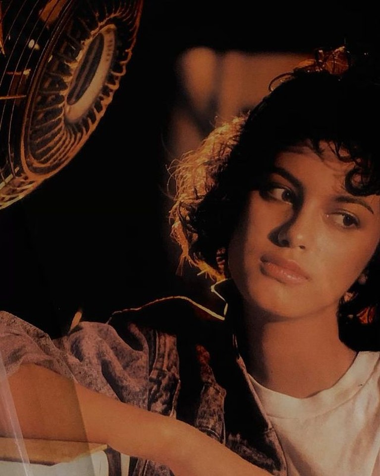 Cantik memesona nggak luntur sedari dulu, begini 13 foto masa muda Sophia Latjuba