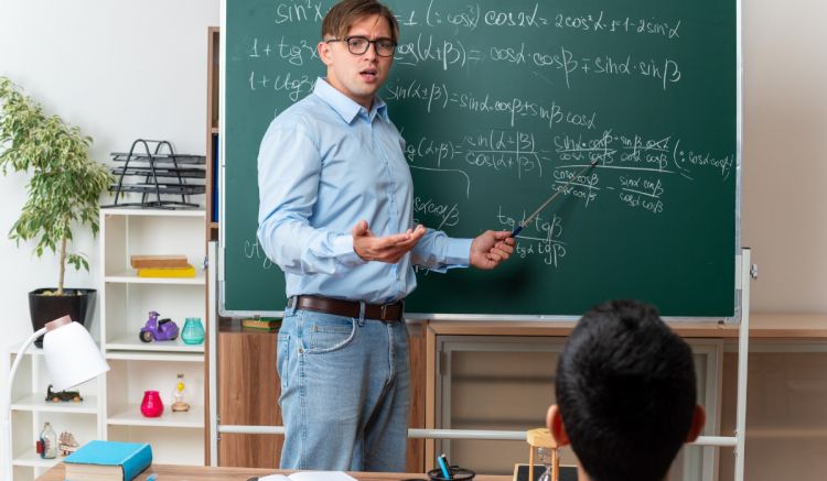 100 Kata-kata bijak guru untuk murid, pesan penuh makna untuk masa depan yang cerah