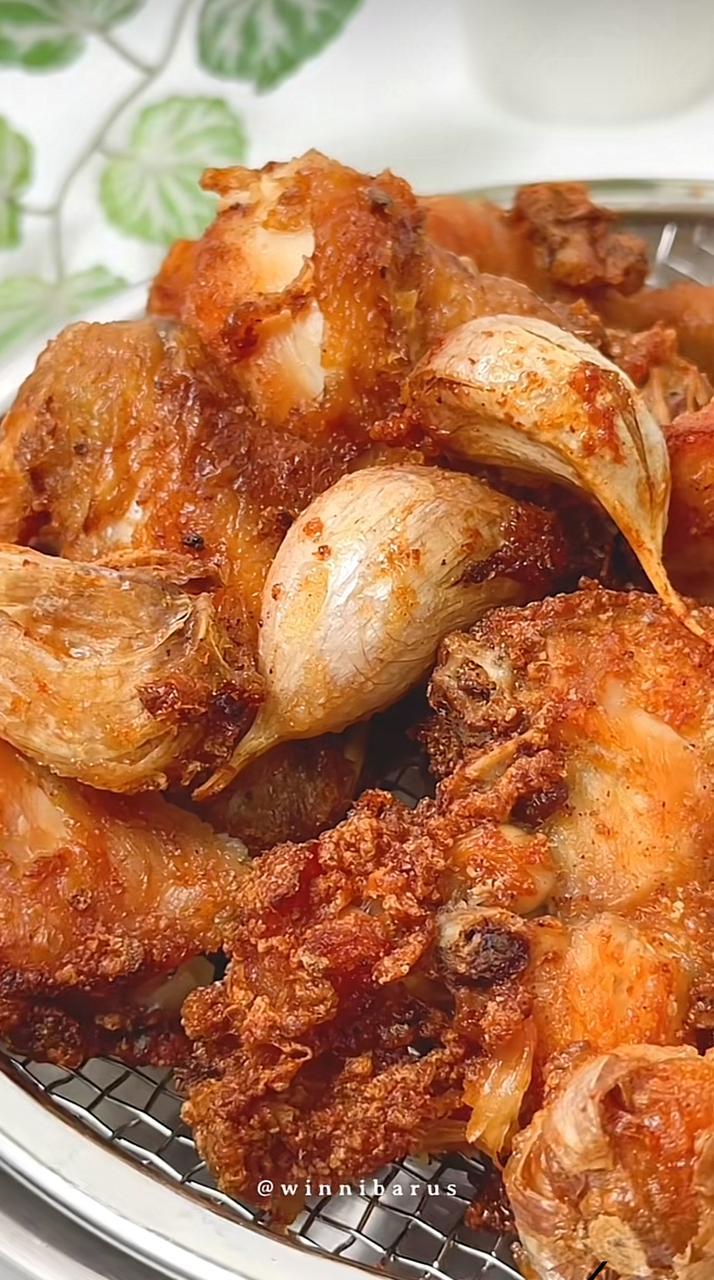9 Resep ayam goreng bawang putih yang gurih harum, renyahnya bikin nagih