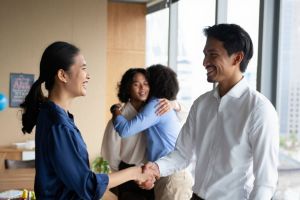 100 Kata-kata perpisahan kantor paling menyentuh, singkat dan bermakna