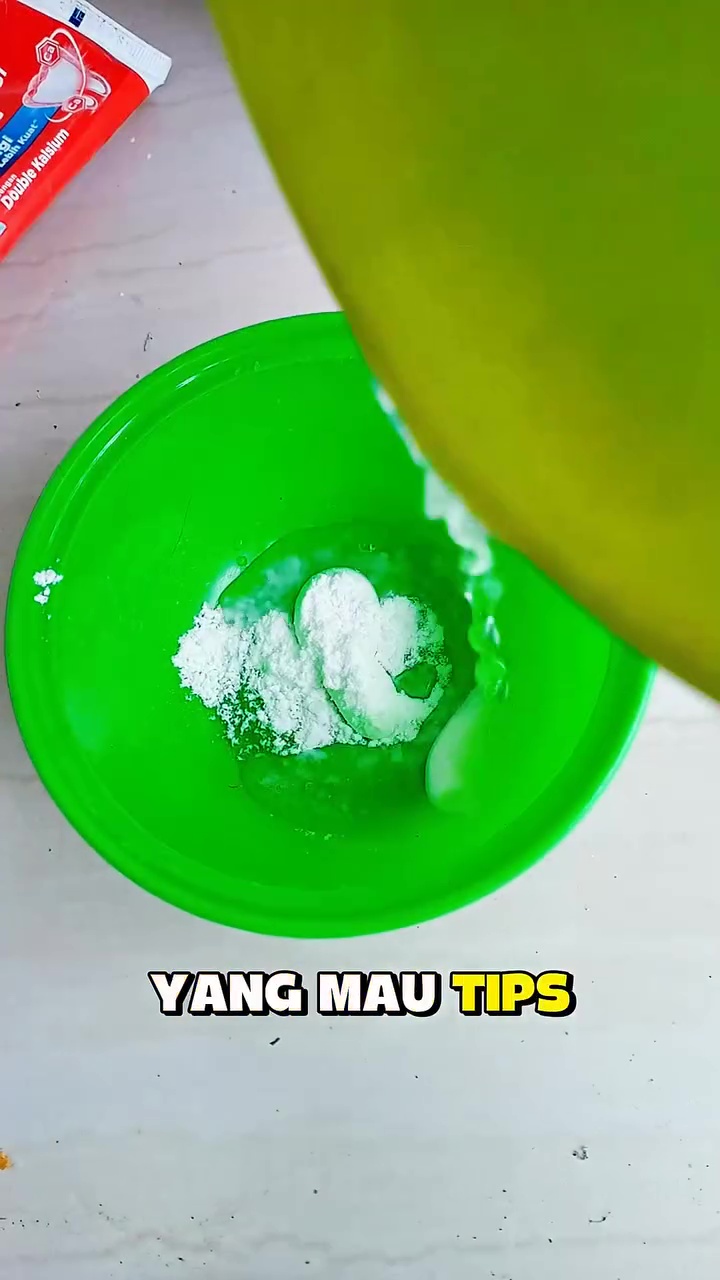 Jangan cuci rice cooker jika tak ingin konslet! Bersihkan dengan cara ini biar aman dan bebas kerak