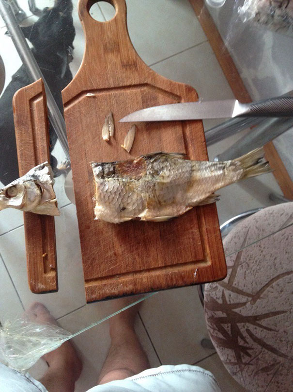 15 Potret apes saat masak di dapur, niatnya bikin makan enak malah jadi bikin bad mood