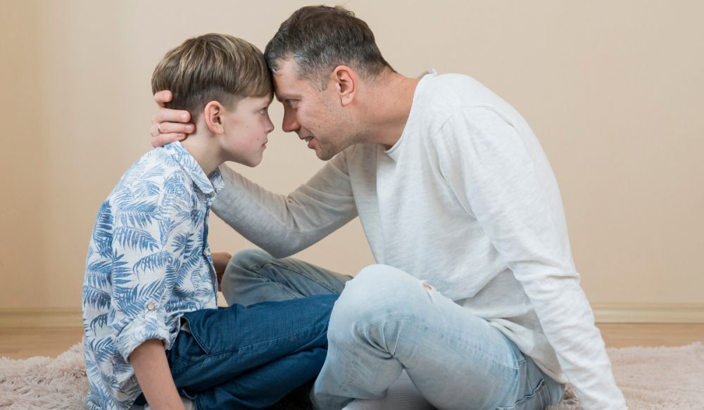 100 Kata-kata mutiara ayah untuk anak penuh cinta, ungkapan sayang yang bikin haru