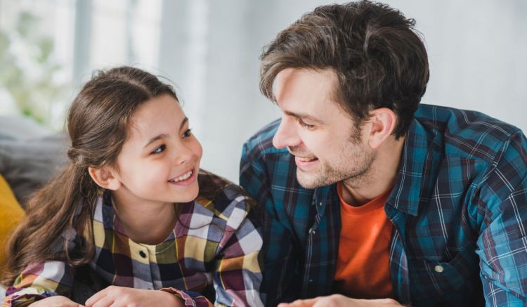 100 Kata-kata mutiara ayah untuk anak penuh cinta, ungkapan sayang yang bikin haru