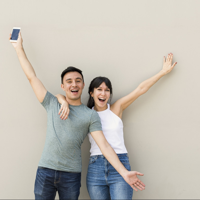 100 Kata-kata PDKT lewat chat penuh kata manis, bikin suasana chat lebih romantis