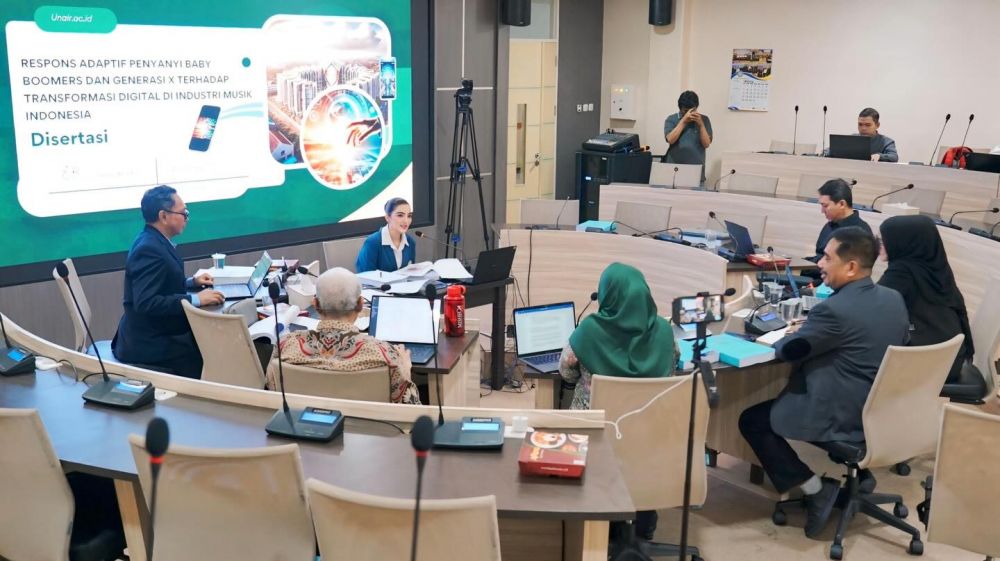 Tetap berjuang meski berat, 9 potret Ashanty jalani uji kelayakan disertasi menuju gelar doktor