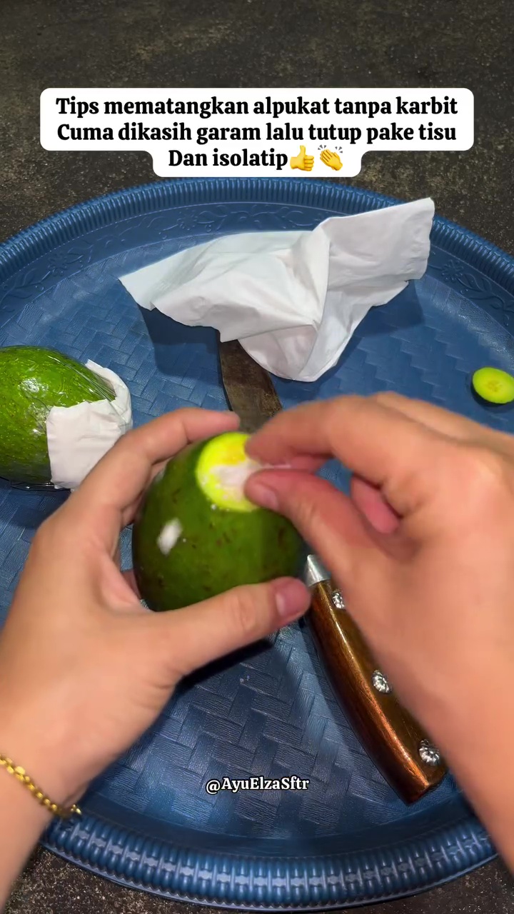 Tak banyak yang tahu! Ternyata garam bisa bikin alpukat matang dalam sehari, begini cara pakainya