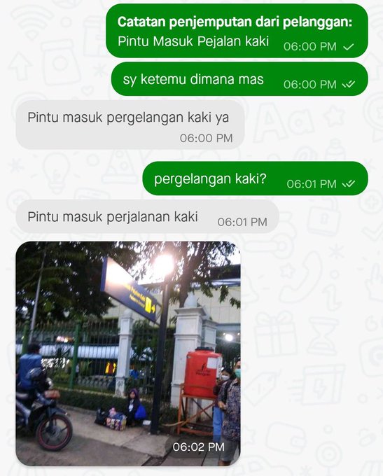 11 Balasan chat customer ojek online ini bikin cengengesan, recehnya kebangetan