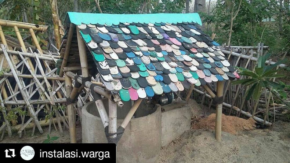 Dari penyangga HP sampai atap, 13 life hack sandal jepit ini kreatifnya keterlaluan