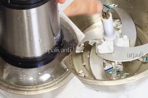 Cara menajamkan pisau chopper dalam 30 detik tanpa cangkang telur, cuma pakai sampah ini