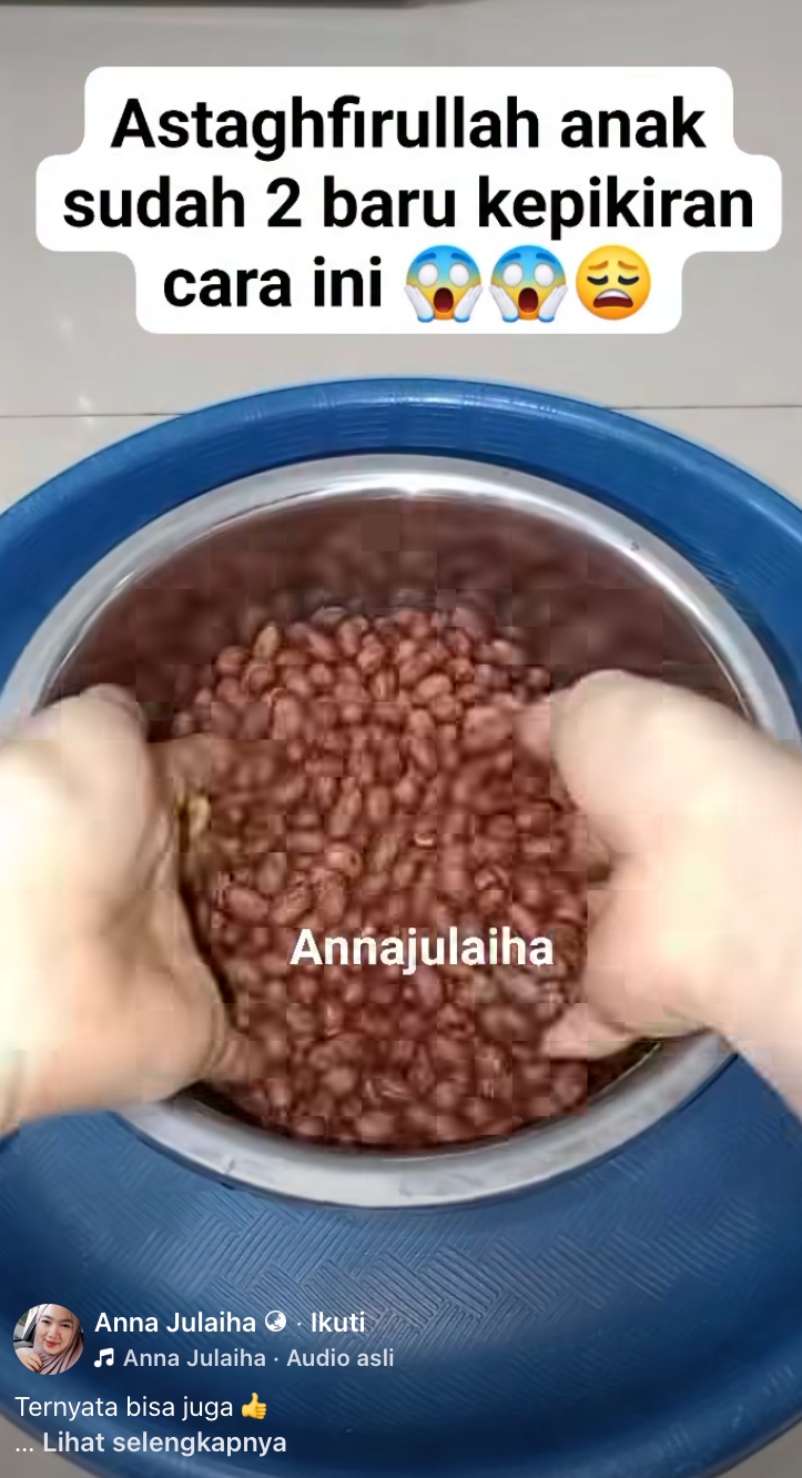 Cara cepat mengupas kulit ari kacang tanah sangrai pakai jaring buah, tangan nggak pegal