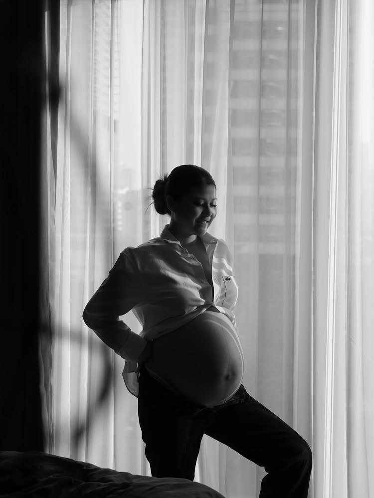 Lahir di tanggal cantik, ini 7 potret Mitzi Abigail istri Anthony Ginting melahirkan putra pertama