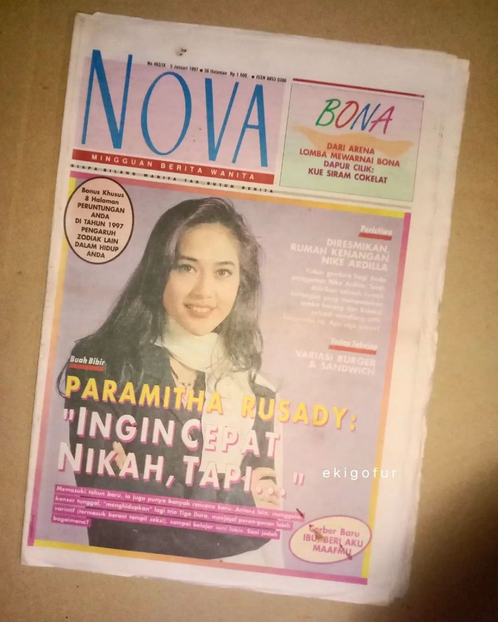 11 Potret Paramitha Rusady di cover majalah jadul, gaya rambutnya bikin nostalgia berat